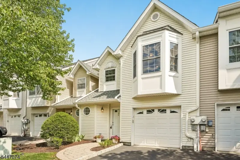 14 Helen Way, Berkeley Heights, NJ 07922 - #2