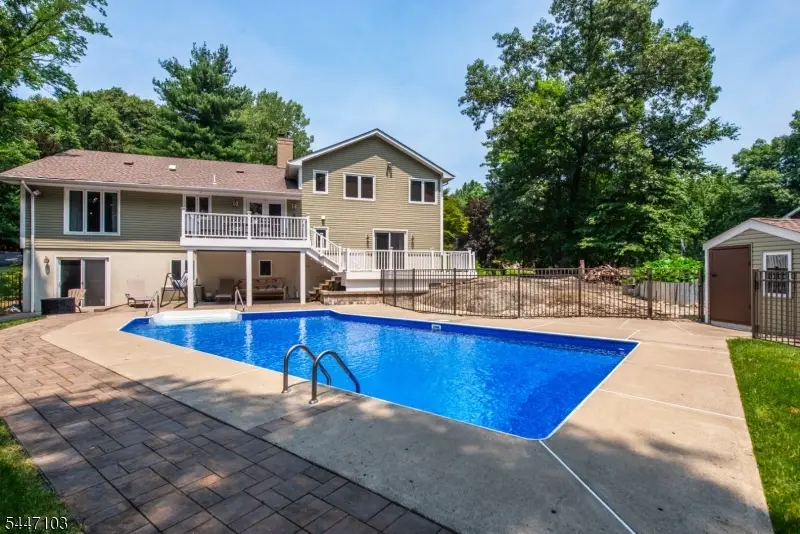 16 Tumbling Brook Rd, Towaco, NJ 07082 - #2
