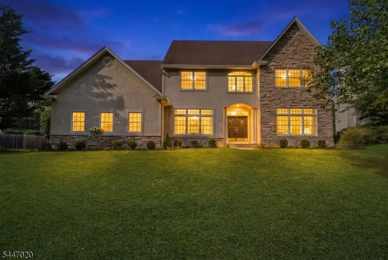 7 Coggins Ln, West Orange, NJ 07052 - #1
