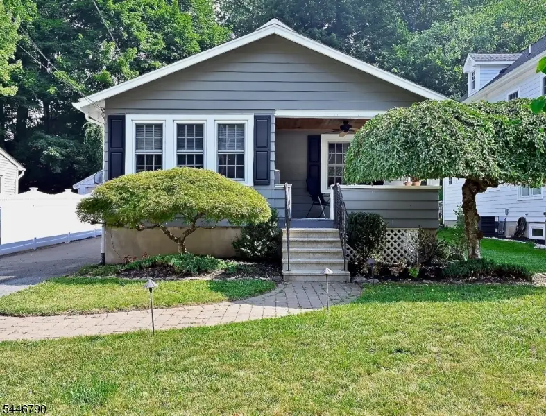 92 Carey Ave, Butler, NJ 07405 - #2