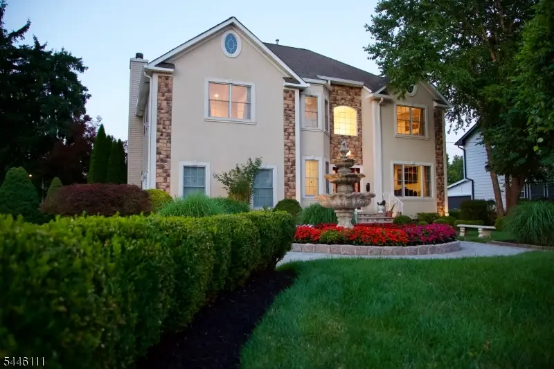 20 Hugenot St, East Hanover, NJ 07936 - #1