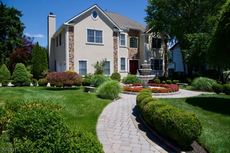 20 Hugenot St, East Hanover, NJ 07936 - #3