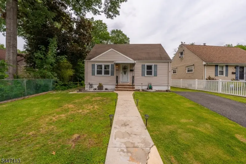 225 Linden Ave, Rahway, NJ 07065 - #1