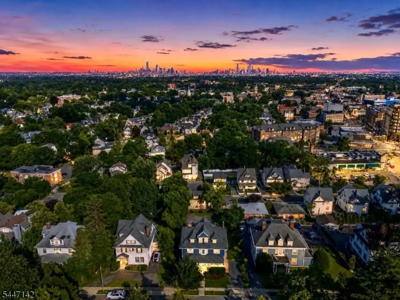 11 N Mountain Ave, Montclair, NJ 07042 - #3