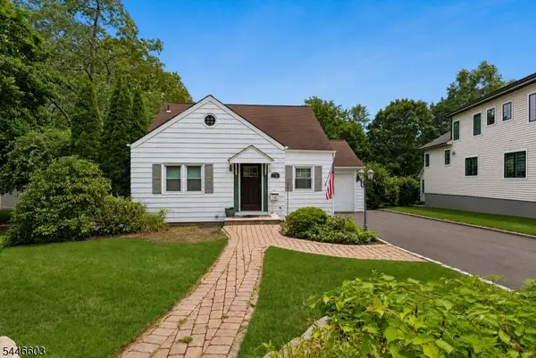 123 Hillside Ave, Livingston Twp., NJ 07039