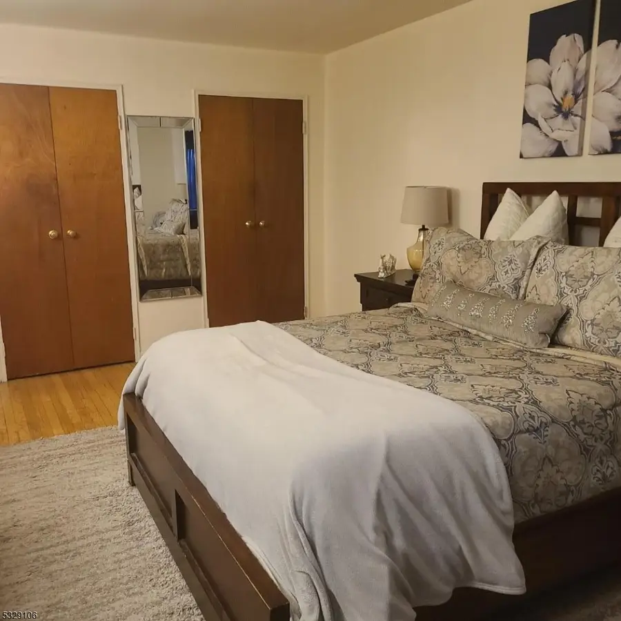 565 Grove St F-2 #2, Clifton, NJ 07013 - #3