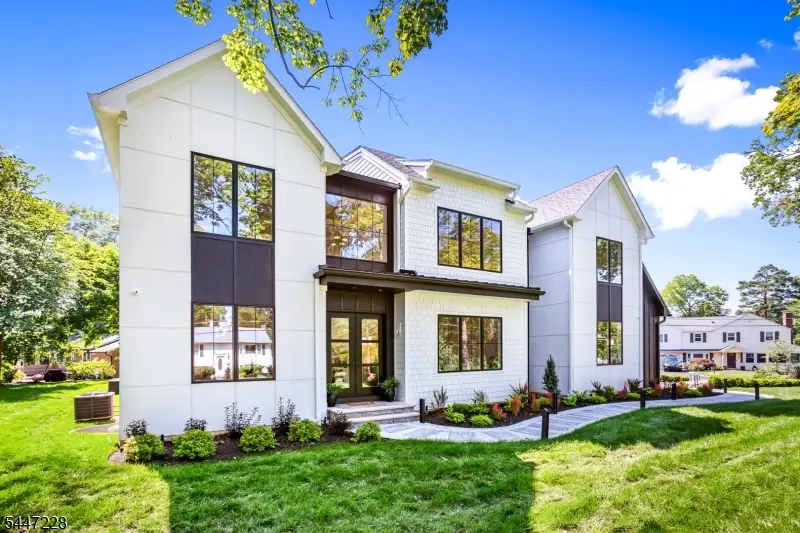 11 Florham Ave, Florham Park, NJ 07932 - #1