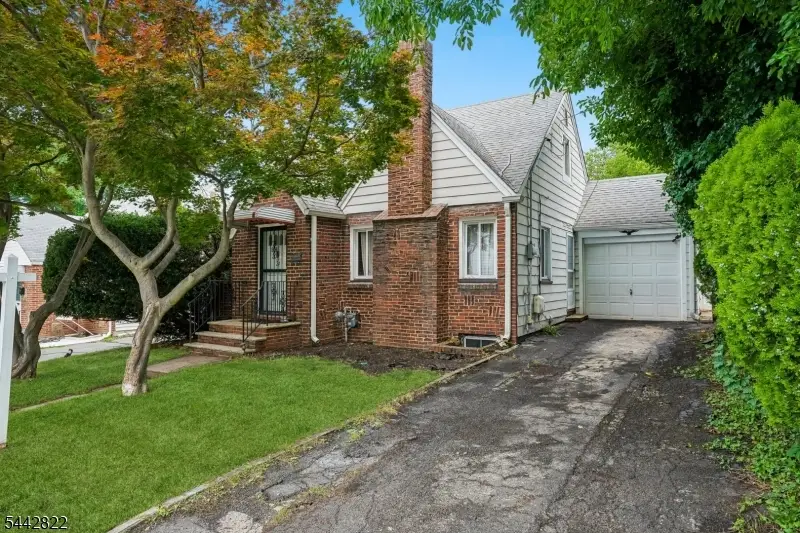 24 Springer St, Belleville, NJ 07109 - #3