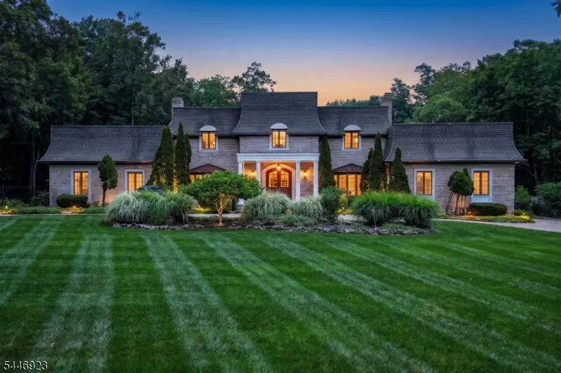 21 Baldwin Rd, Saddle River, NJ 07458 - #1