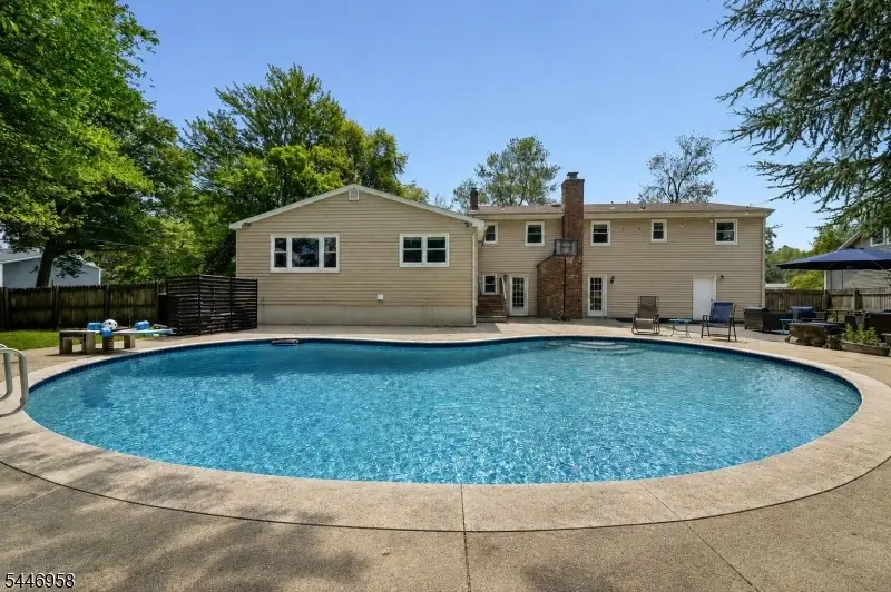 28 Brookside Pl, Livingston, NJ 07039 - #3