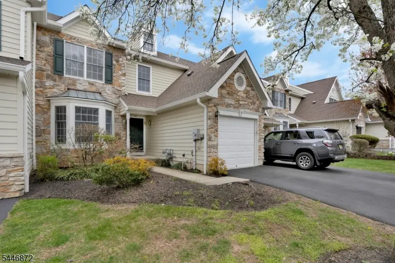 7 Patriot Hill Dr, Basking Ridge, NJ 07920 - #1