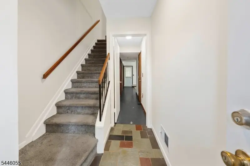 668 Jackson Ave, Roselle, NJ 07203 - #3