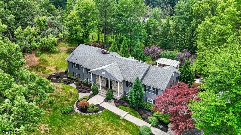 10 Berkshire Dr, Warren, NJ 07059 - #2