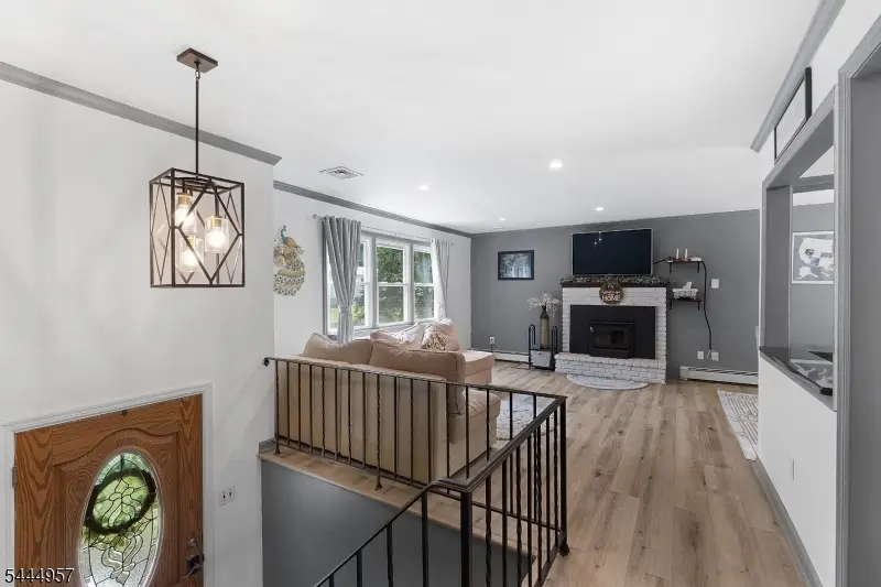 18 Smith Rd, Wantage, NJ 07461 - #3