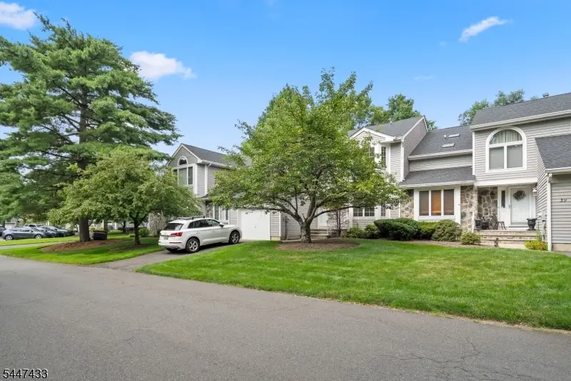 35 Mulford Dr, Wayne, NJ 07470 - #1