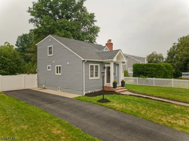1915 Crescent Pkwy, Linden, NJ 07036 - #2