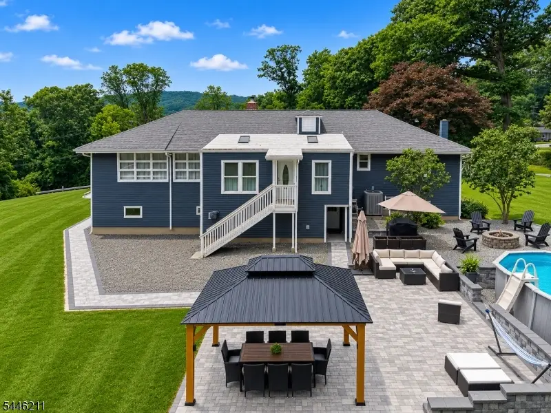 86 Minnisink Rd, Lake Hopatcong, NJ 07849 - #2