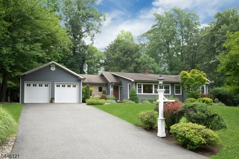 94 Redgate Rd, Parsippany Troy Hills, NJ 07005 - #1