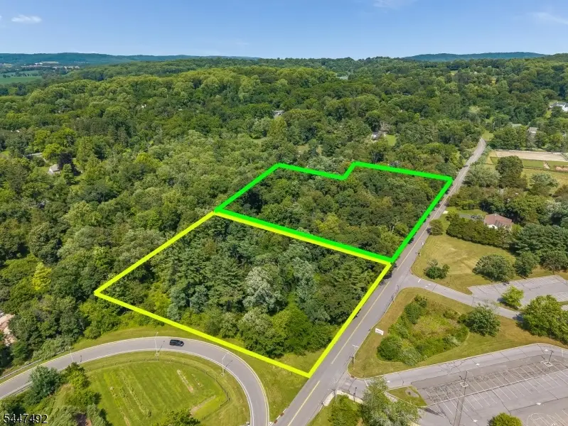 62 Allerton Rd, Clinton, NJ 08833 - #1