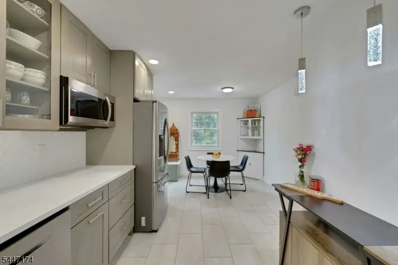 9 Brookstone Cir, Parsippany Troy Hills, NJ 07950 - #3