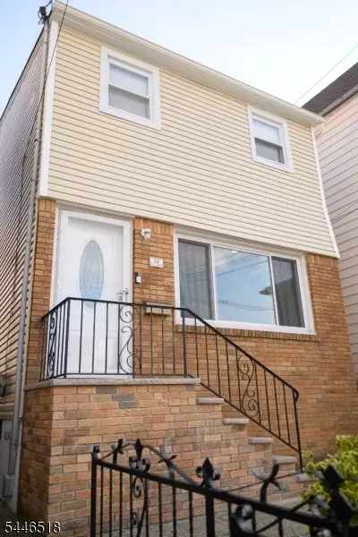 22 Halstead St #2, Kearny Town, NJ 07032