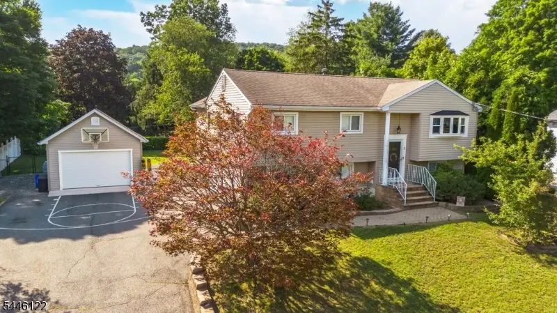 7 Cumberland Rd, West Milford, NJ 07480 - #3