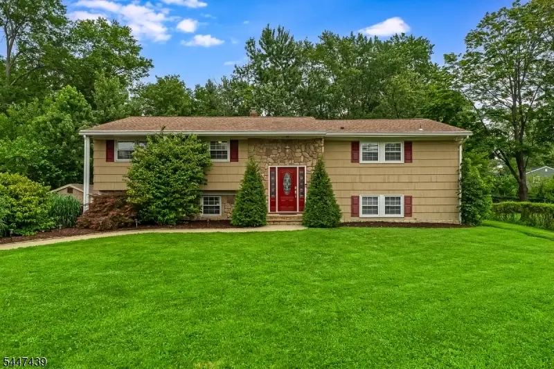 59 Knoll Rd, Parsippany, NJ 07054 - #1