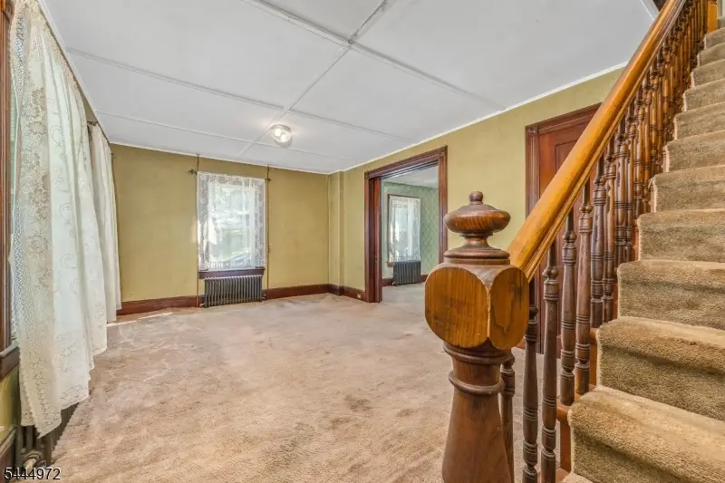 9 Central St, Lebanon, NJ 08833 - #3