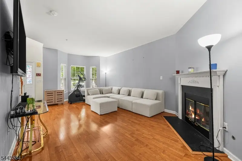 186 Sunshine Dr, Piscataway, NJ 08854 - #3