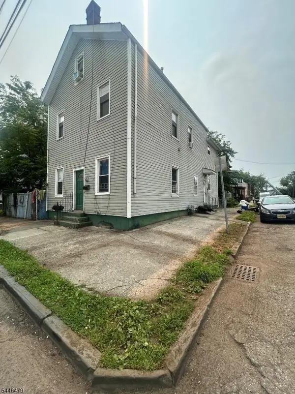 23 Watson St, Paterson City, NJ 07522
