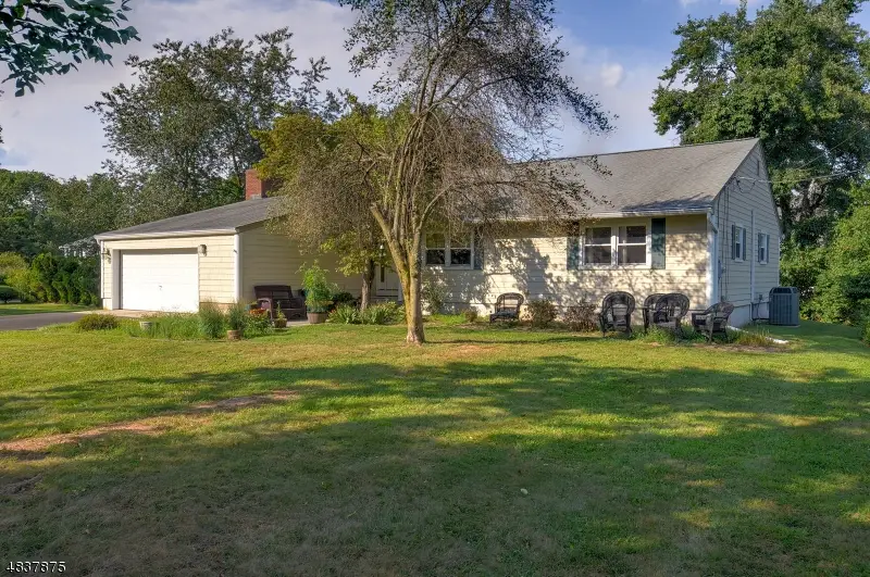 29 1st St, Franklin, NJ 08873 - #2