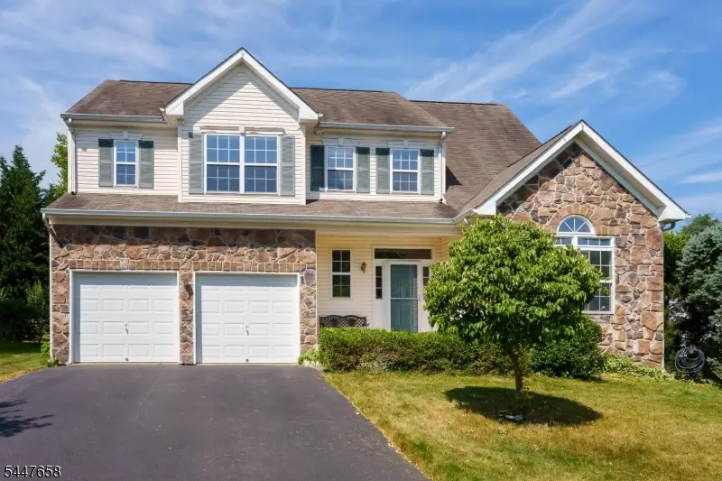 2 Pickering Cir, Montgomery, NJ 08540 - #1