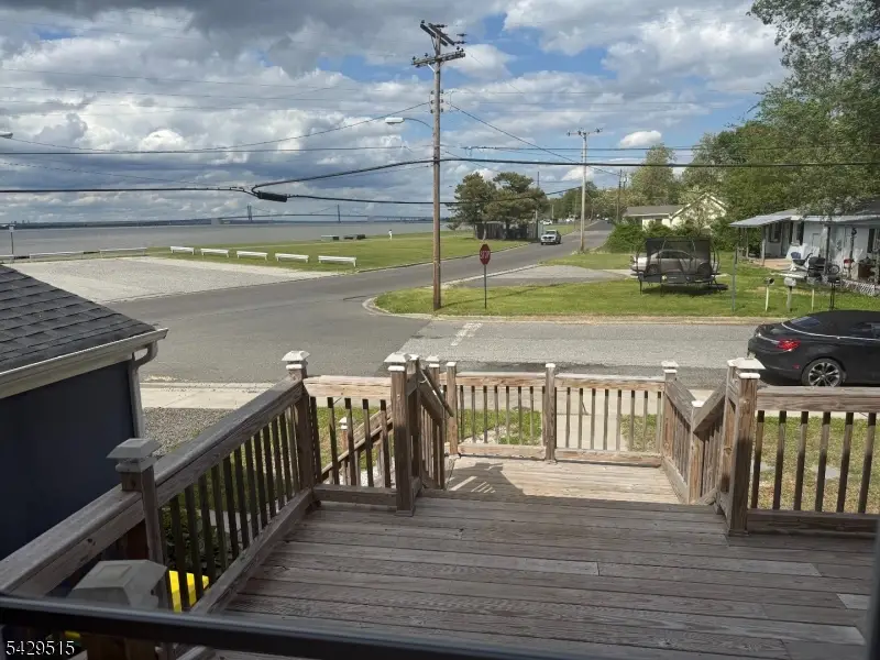 161 Harvard Rd, Pennsville, NJ 08070 - #1
