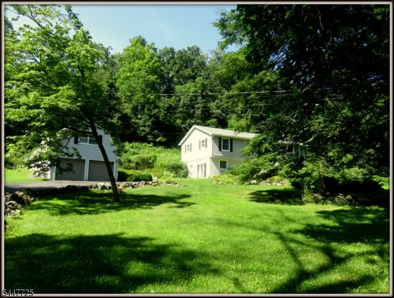 903 Dove Island Rd, Stillwater, NJ 07860 - #1