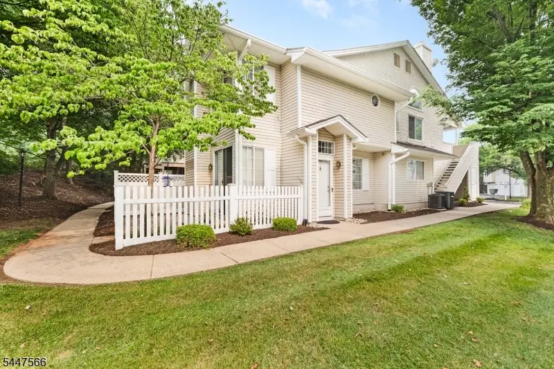 47 Encampment Drive, The Hills, NJ 07921 - #1