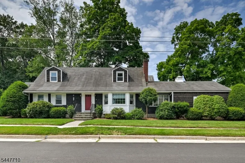 10 Thompson St, Newton, NJ 07860 - #1