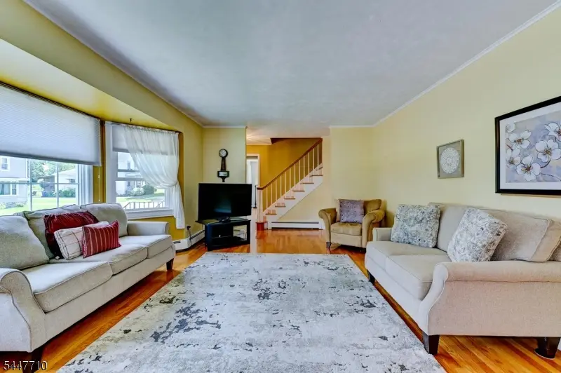 10 Thompson St, Newton, NJ 07860 - #3