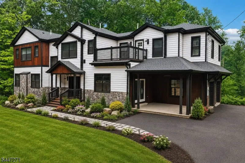 49 Northwood Rd, Hopatcong, NJ 07849 - #1
