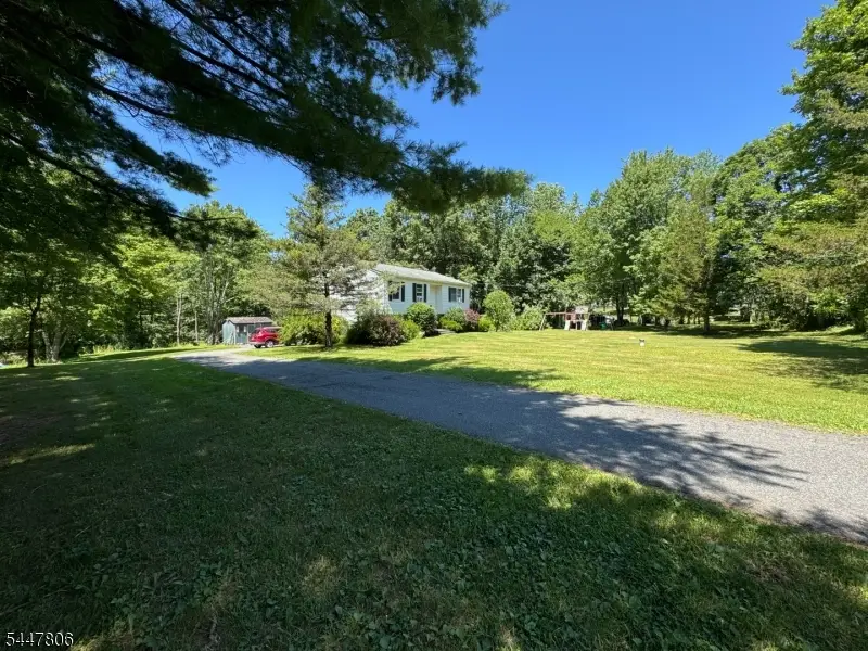 1065 Mount Benevolence Rd, Crandon Lakes, NJ 07860 - #1