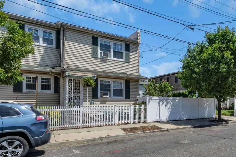 116 1st St, Harrison, NJ 07029 - #2