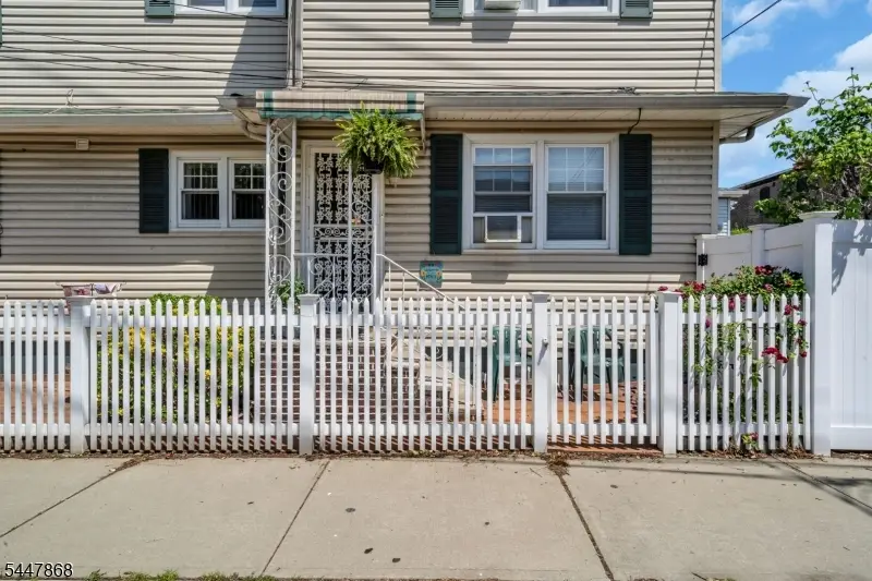 116 1st St, Harrison, NJ 07029 - #3