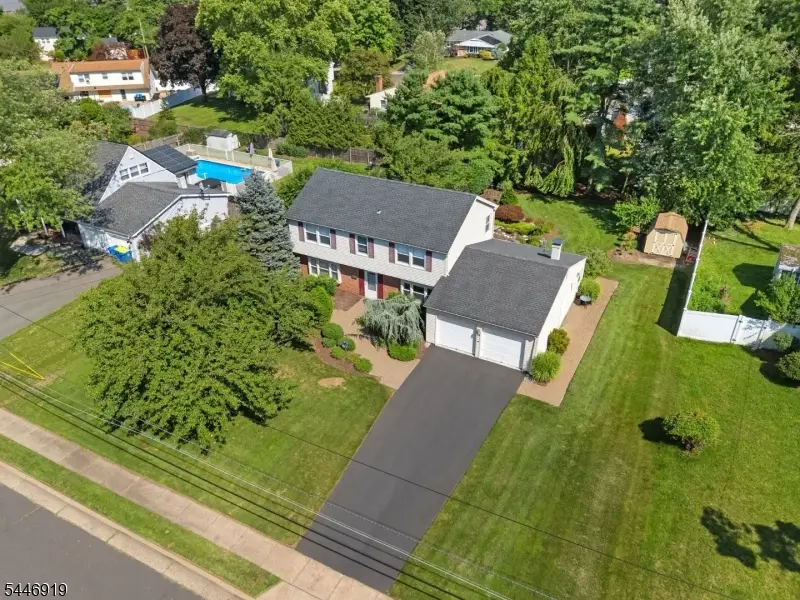 11 Marigold Ln, Franklin, NJ 08873 - #2