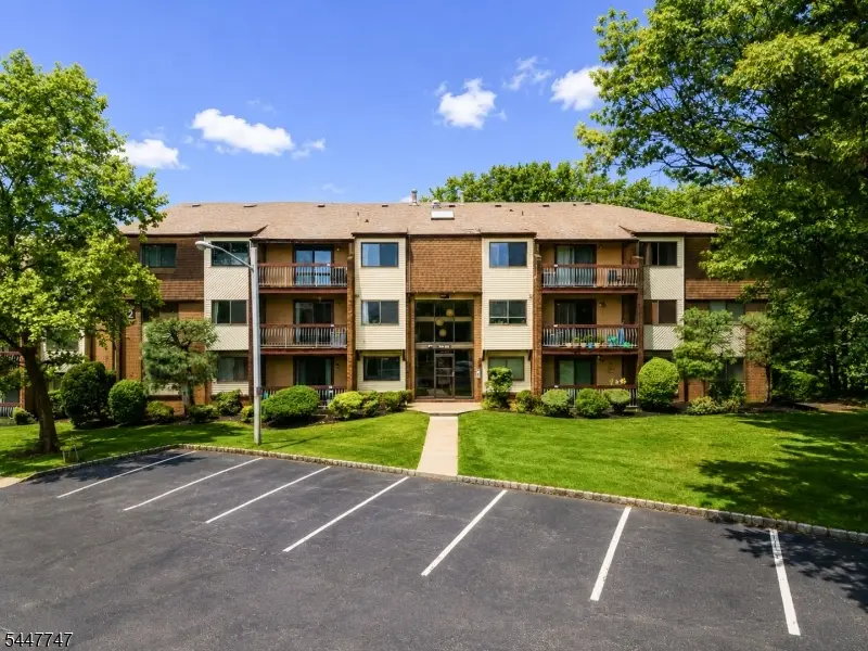 201 Edison Glen Ter, Edison, NJ 08837 - #2