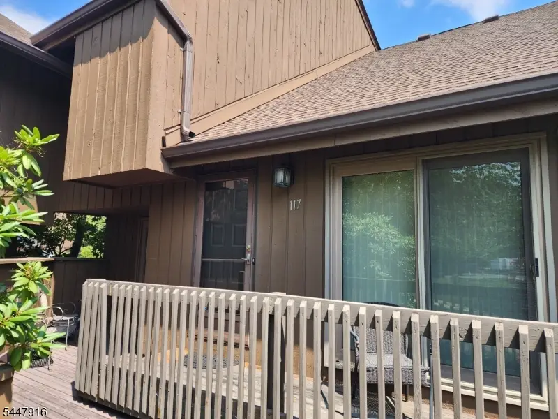 117 Kingsberry Dr, Franklin, NJ 08873 - #3