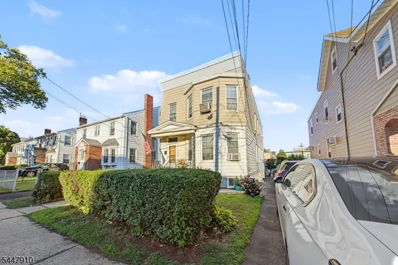 322 Hickory St, Kearny, NJ 07032 - #2