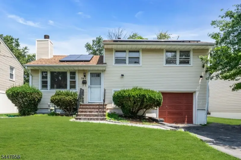 757 River Rd, Rahway, NJ 07065 - #1
