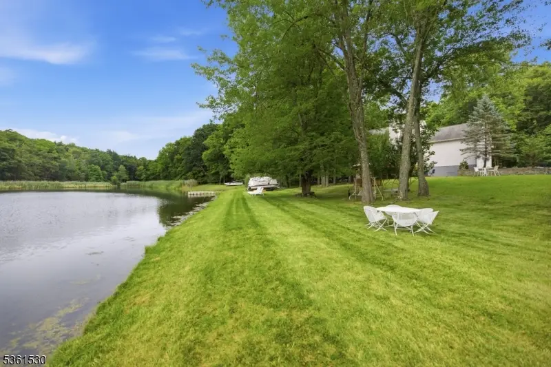 80 Skytop Rd, Andover, NJ 07860 - #2