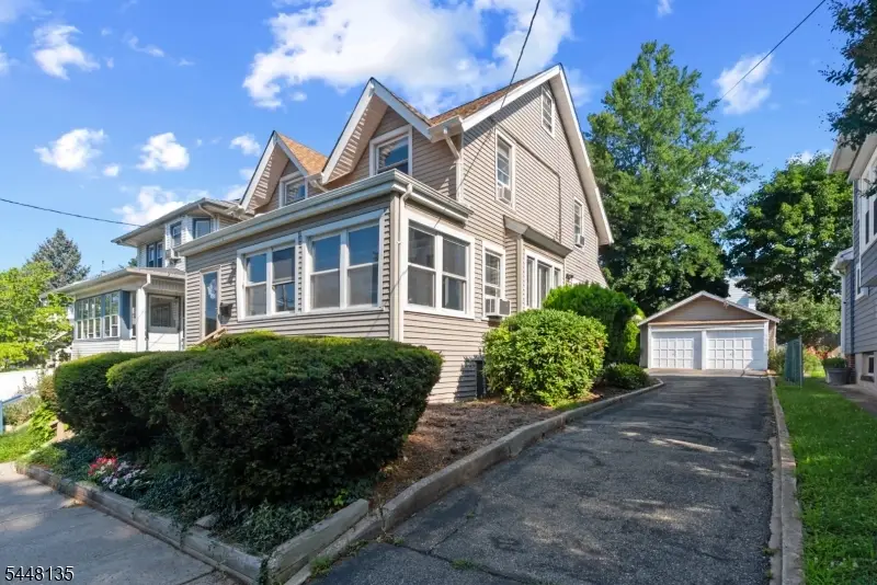 19 Ashwood Ter, West Orange, NJ 07052 - #2