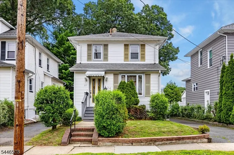 24 Harvard St, Nutley, NJ 07110 - #1