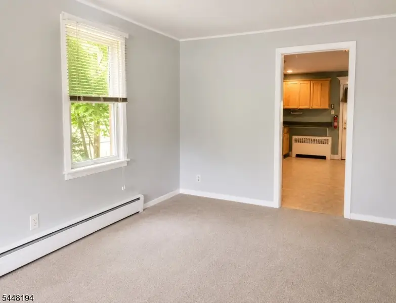 89 Linden St, Bradley Gardens, NJ 08807 - #3